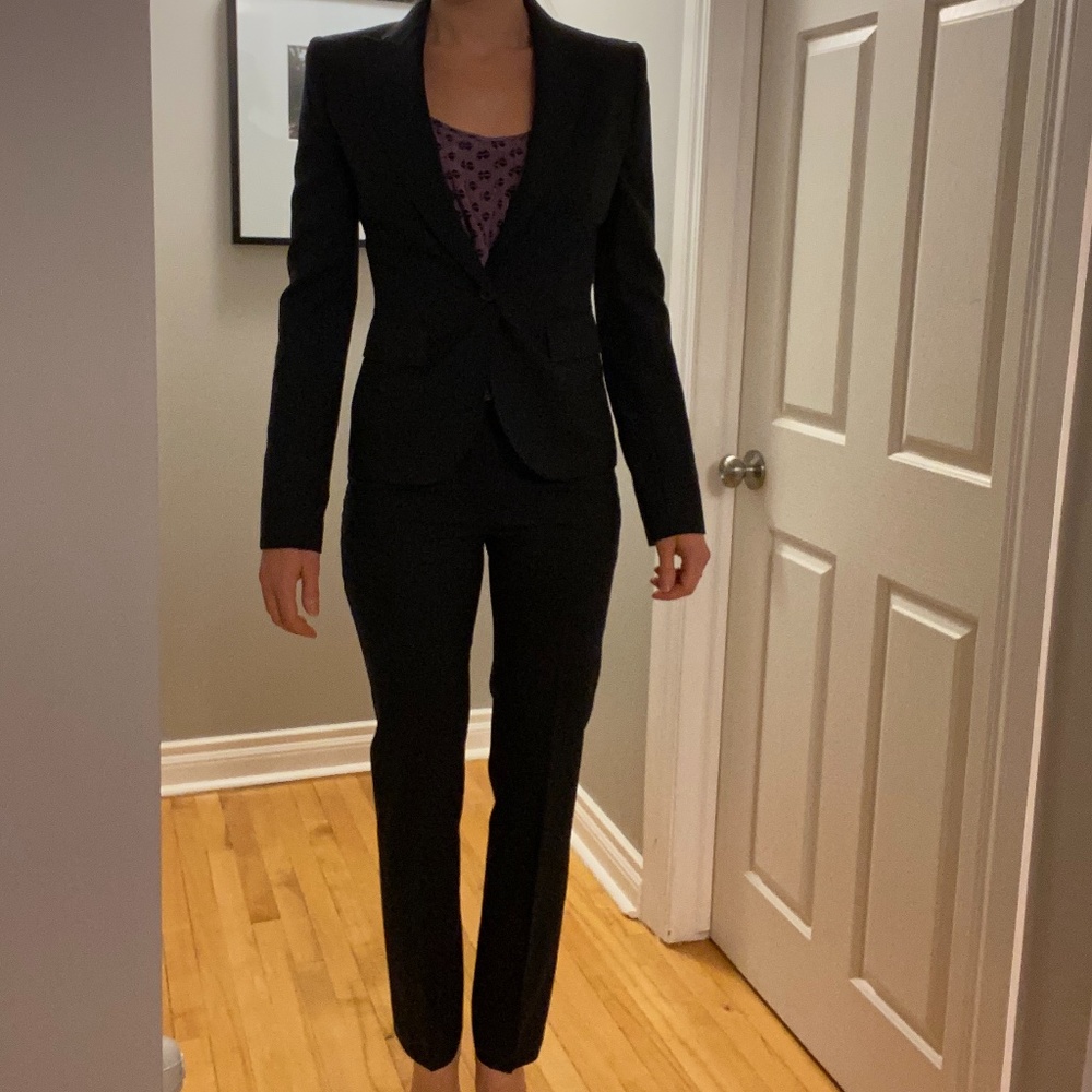 Dolce & Gabbana Black Wool suit - barely worn